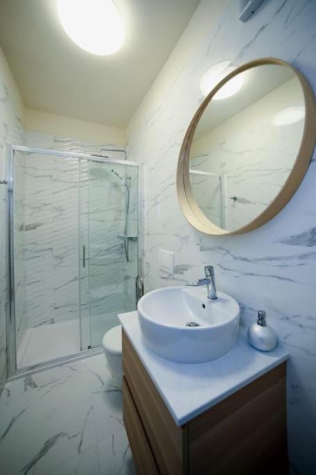 פורץ New Renovated Appartment Mauri מראה חיצוני תמונה